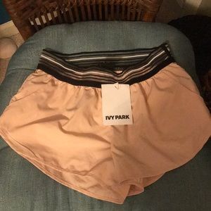Beyoncé‘s Ivy Park pink shorts NWT medium